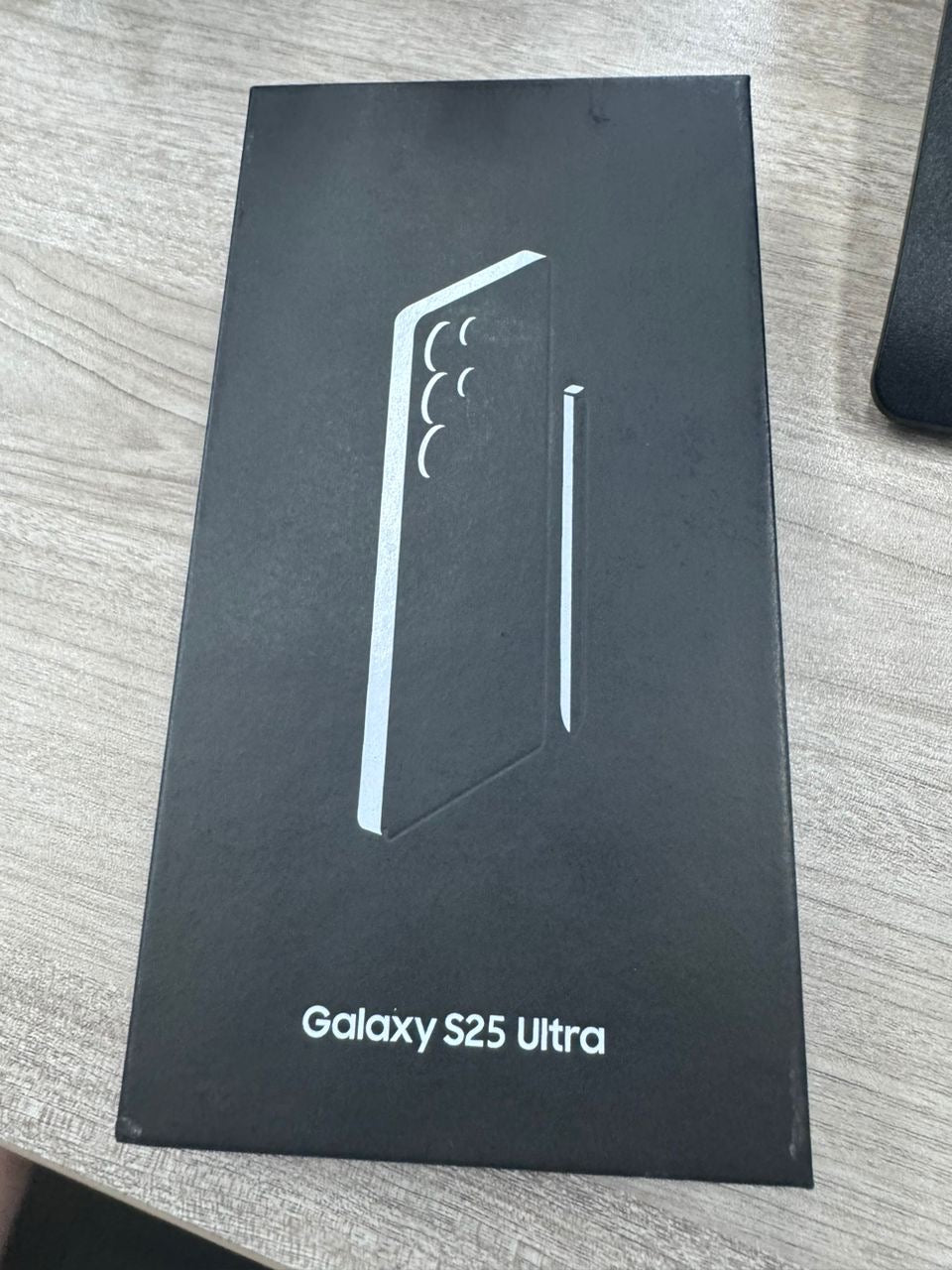 Samsung Galaxy S25 Ultra - Unlocked 16GB-1TB - Brand New