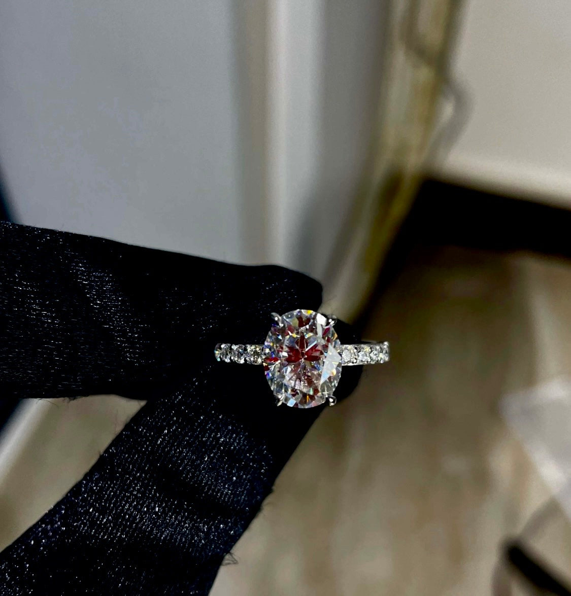 Pure 10 Karat Moissanite Diamond Ring - VVS Clarity, White/Yellow Gold