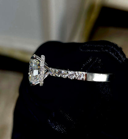 Pure 10 Karat Moissanite Diamond Ring - VVS Clarity, White/Yellow Gold