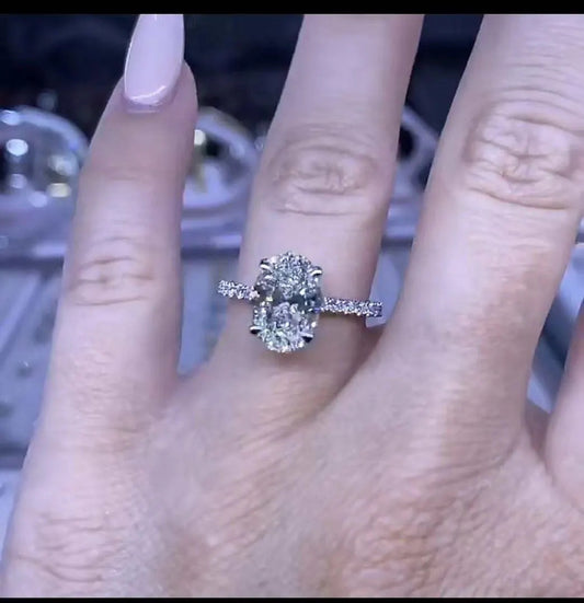 Pure 10 Karat Moissanite Diamond Ring - VVS Clarity, White/Yellow Gold